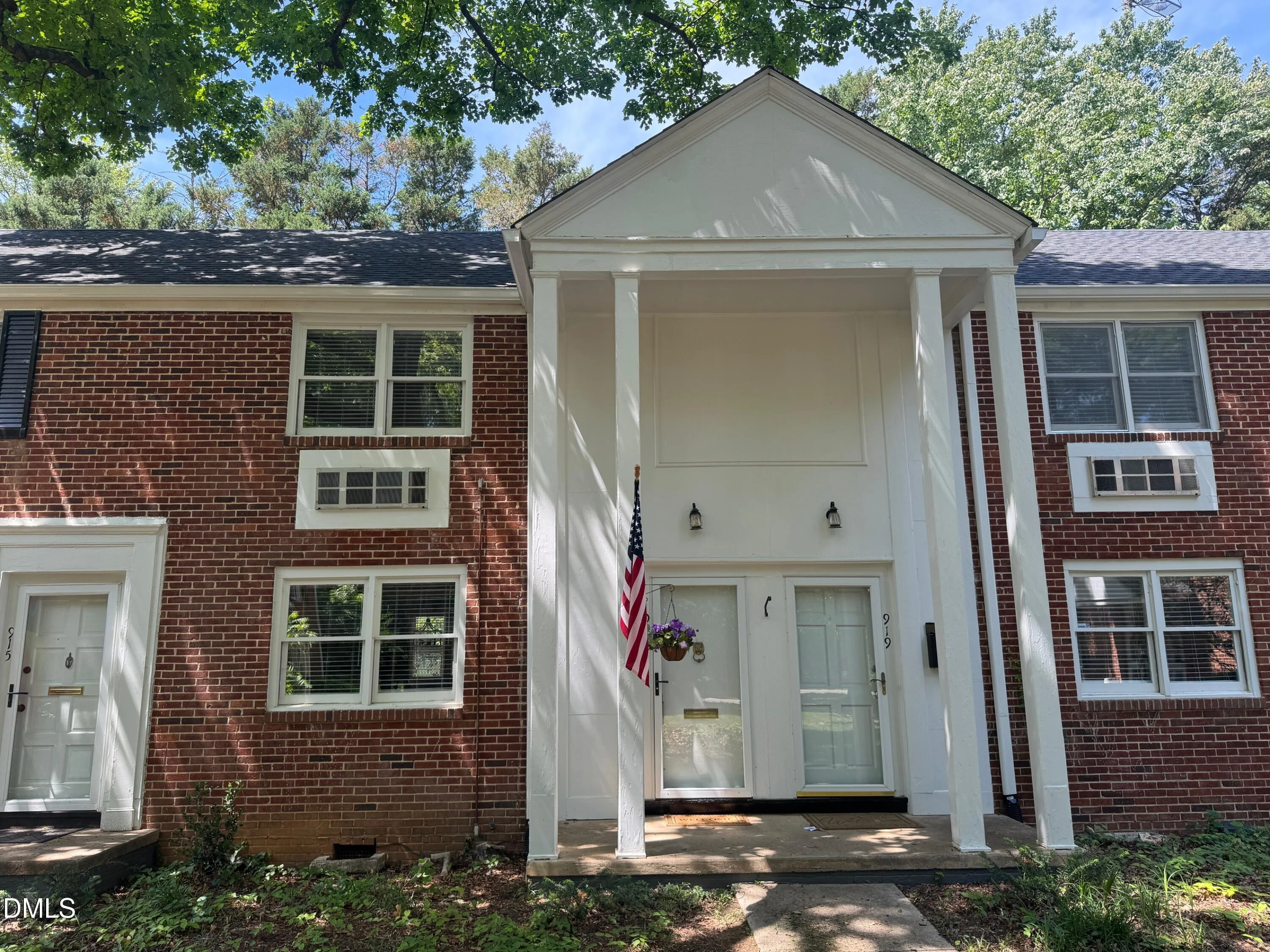 917 Saint Marys Street