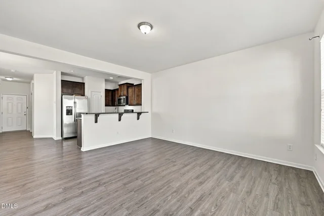 1164 Kenross Drive, photo 5 of 51