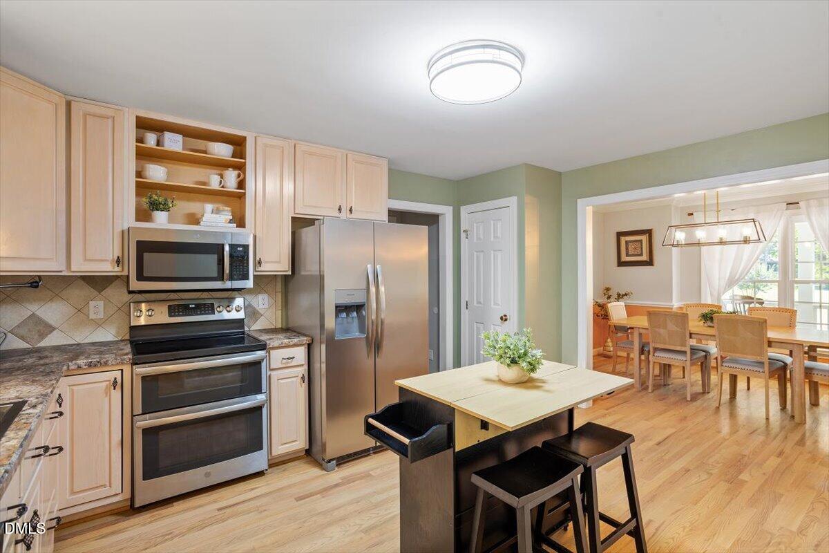 205 Hickory Glen Lane