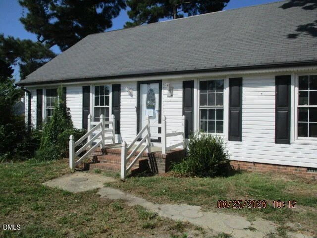 900 Mashie Lane