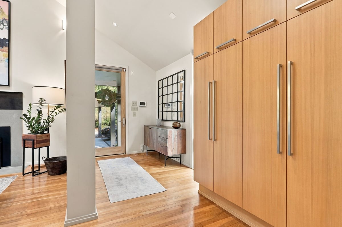 3007 Surrey Road