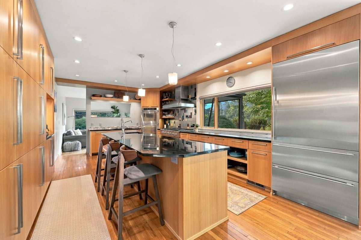 3007 Surrey Road