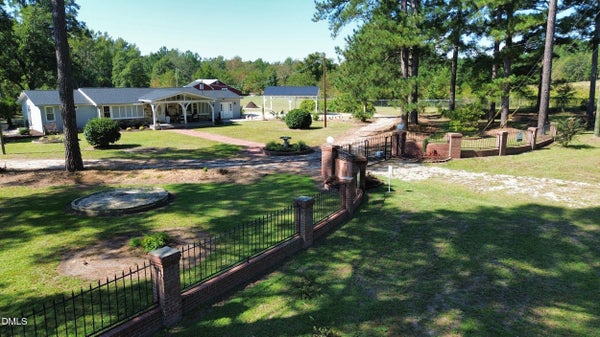 ADDRESS PRIVATE, MCLAUCHLIN, NC  - Image 5c5830dbd2b5dbf9c12a1059c88beb27/73196630