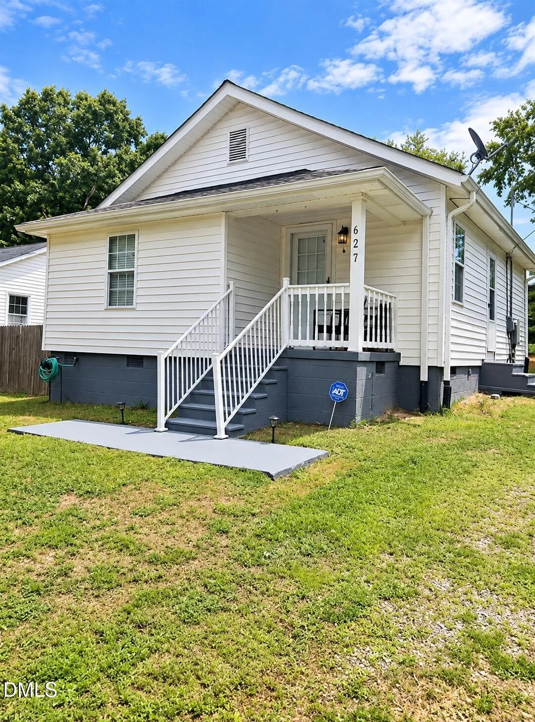627 Dailey Street