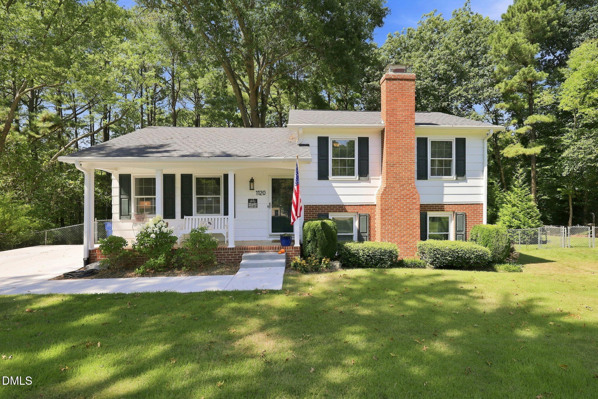 1120 Shetland Court