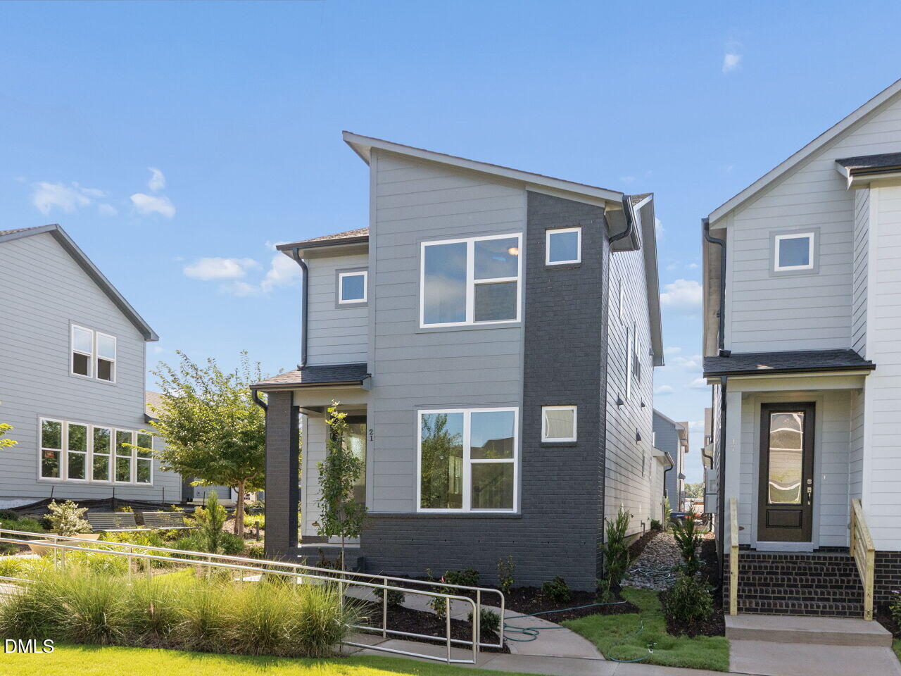 21 Tallgrass Road
