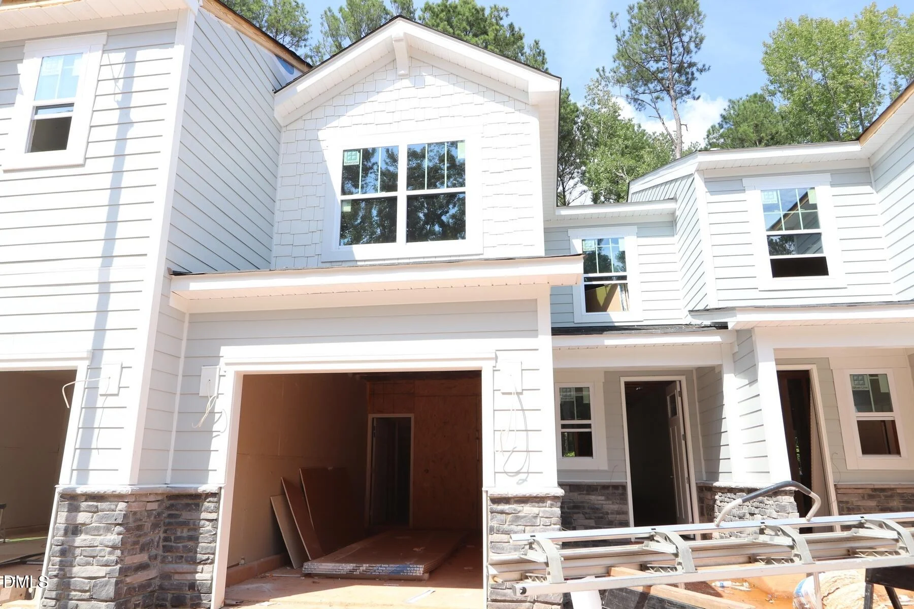 2922 Spring Manor Way