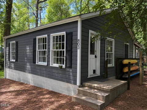 Photo of 803 Branch Street, Chapel Hill, NC 27516 (MLS # 10194016)