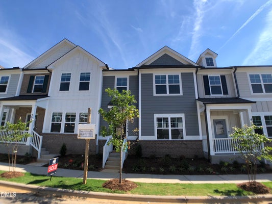 404 RIBBON RAIL ST, FUQUAY VARINA, NC 27526 - Image 5e01f9dc1e6e4d7fe97b8fca24255234/29426303