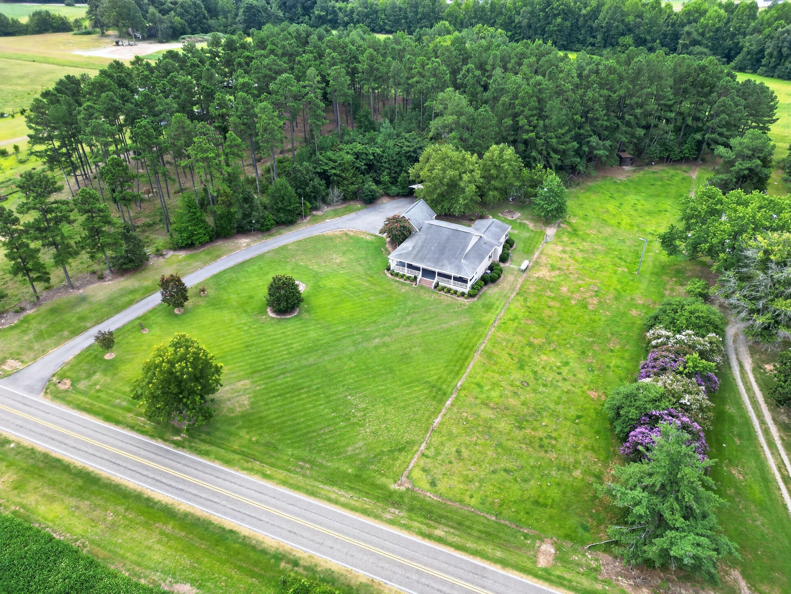102 Bartholomew Road