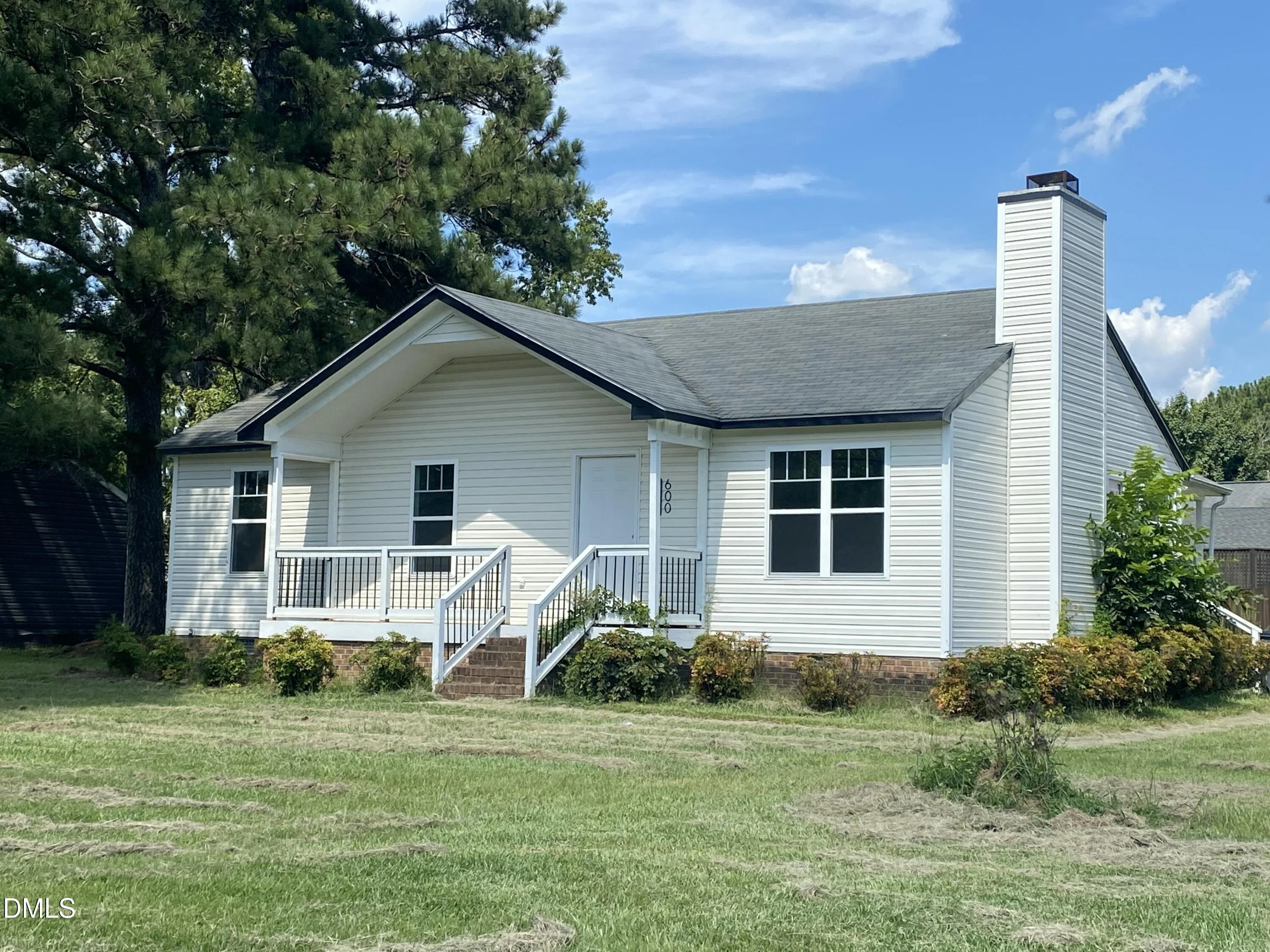 600 River Road