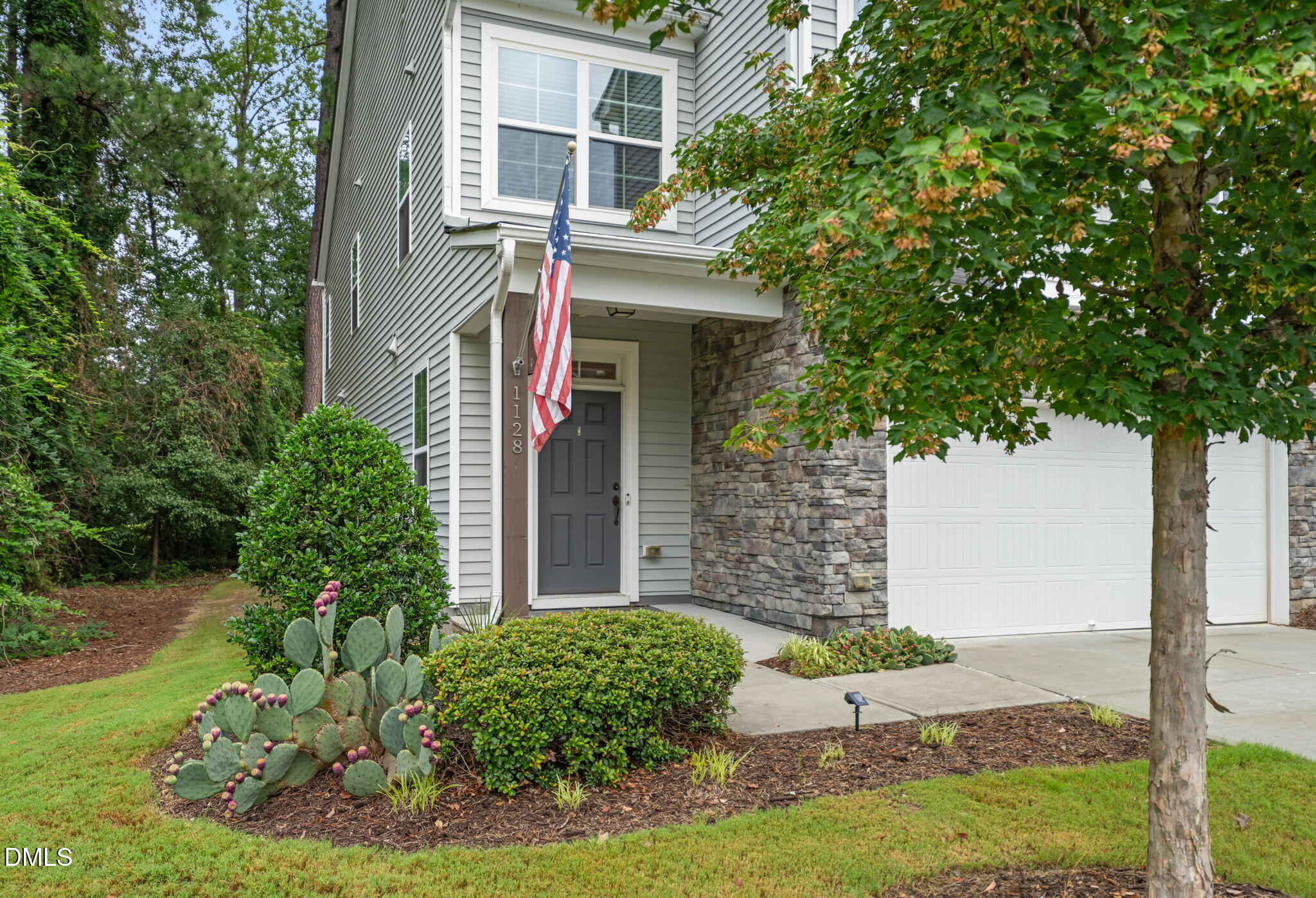1128 Southpoint Trail