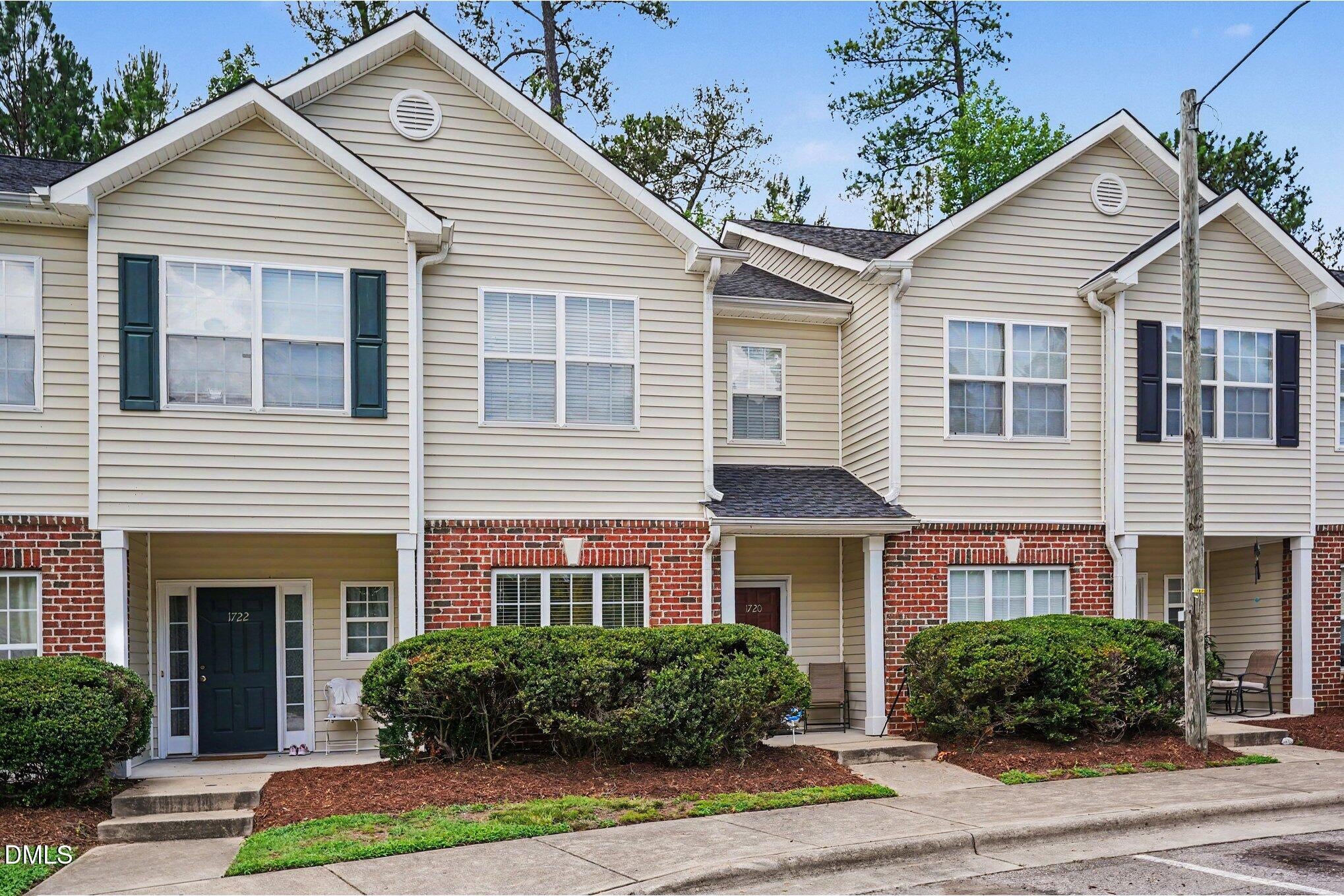 1720 Talon Ridge Way