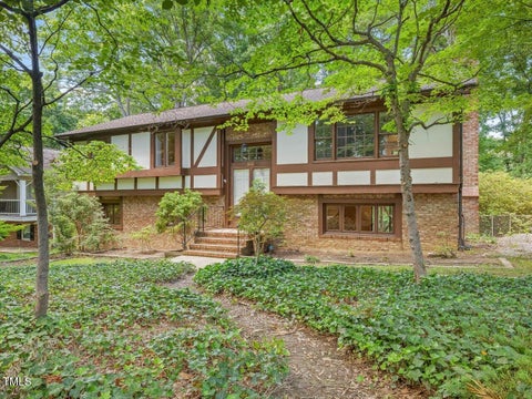 Photo for 502 Carriage Lane