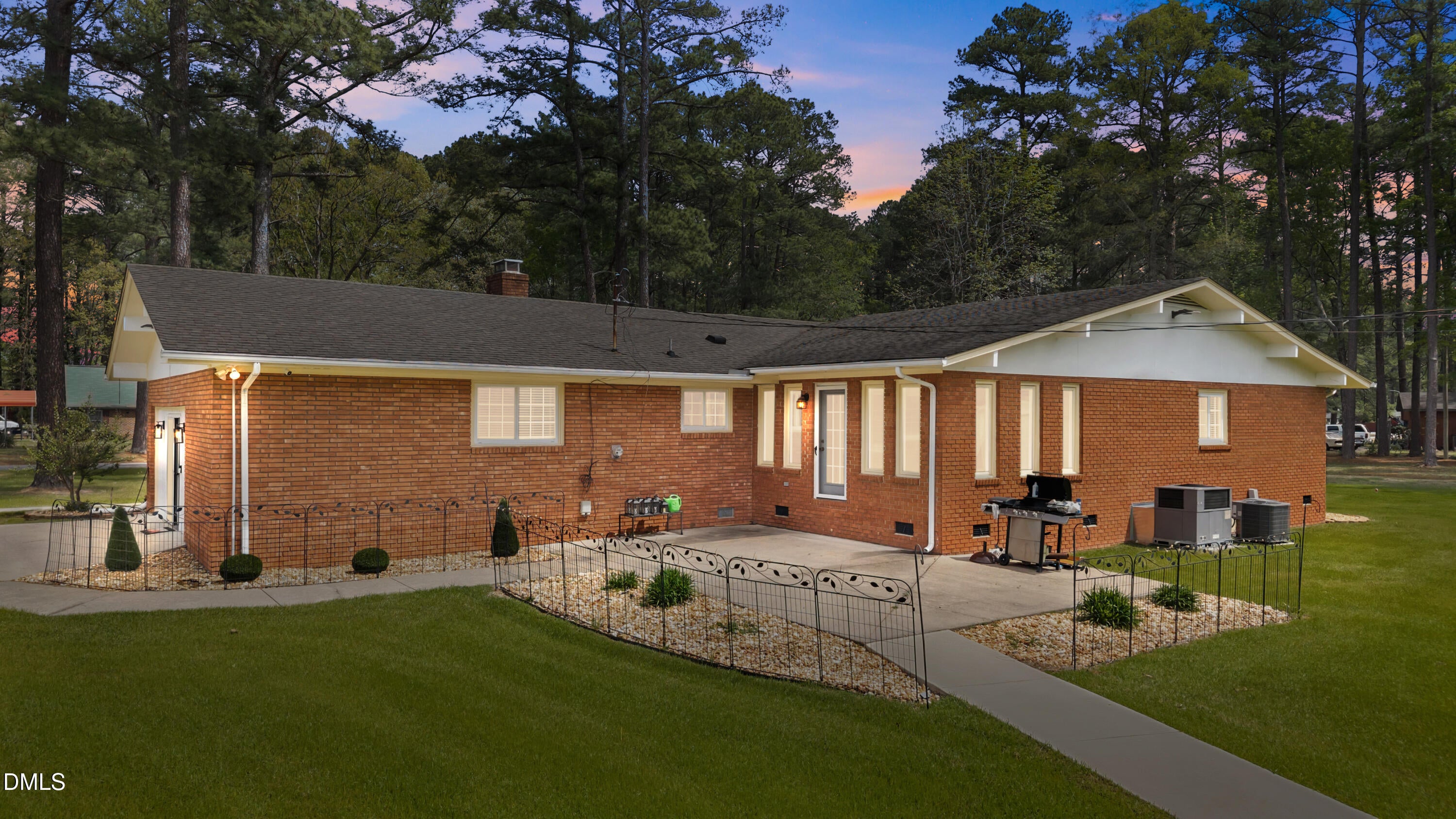 205 Stratford Road
