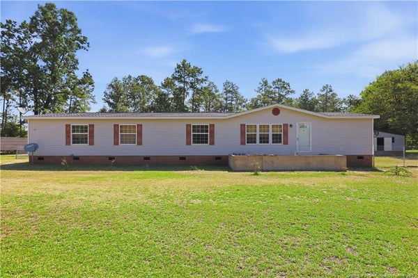 371 MAYSVILLE LN, TAR HEEL, NC 28392 - Image 5ee14c3c8e9165474ba652a2e1281853/2009755007