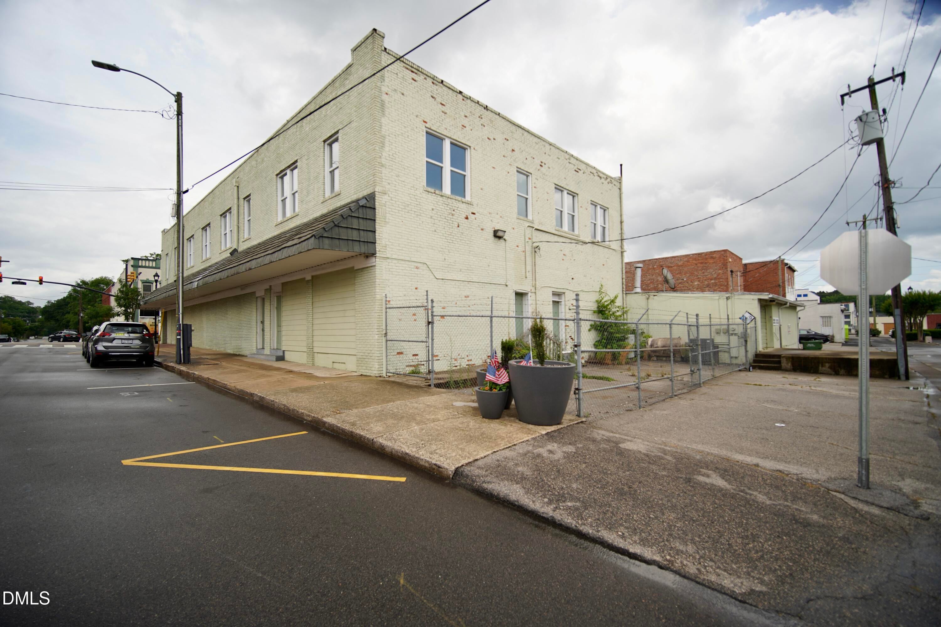 117 N Arendell Avenue