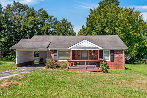 43 N CARRIE ST, COATS, NC 27521 - Image 5f038921bdf8b4b2256f658bd219f14b/3849264683