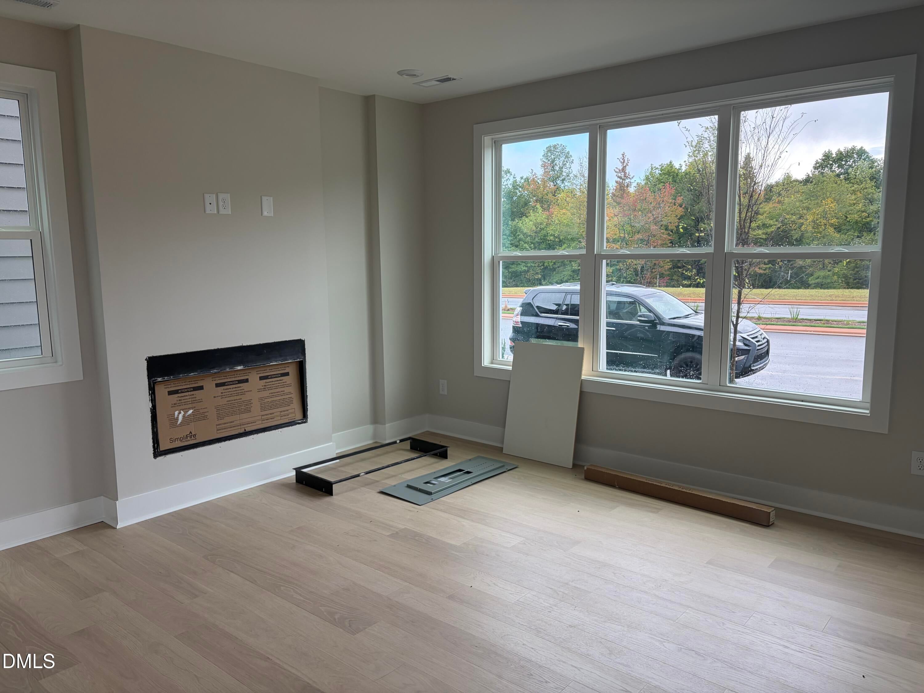 116 N Village Parkway