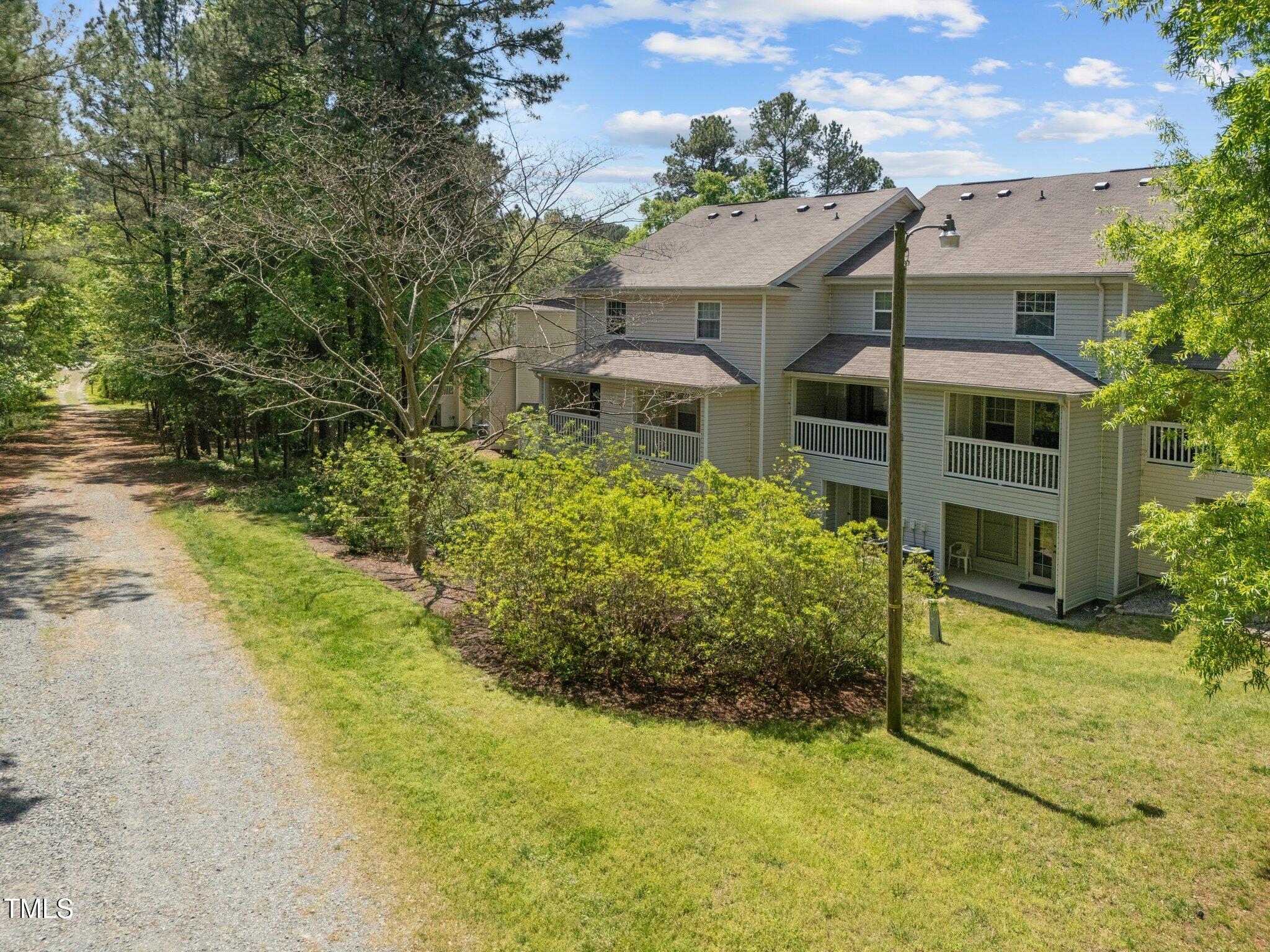 128 Schultz Street