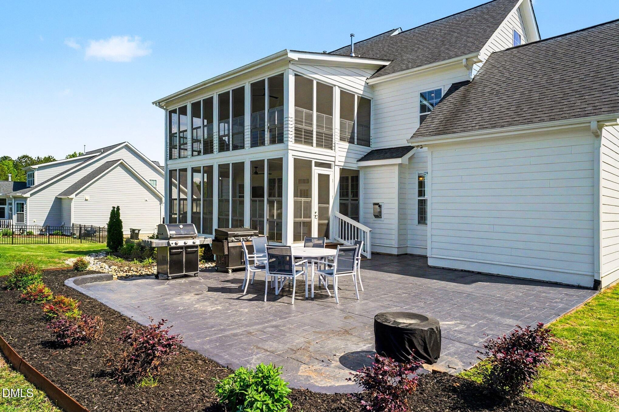 52 Pistoia Drive