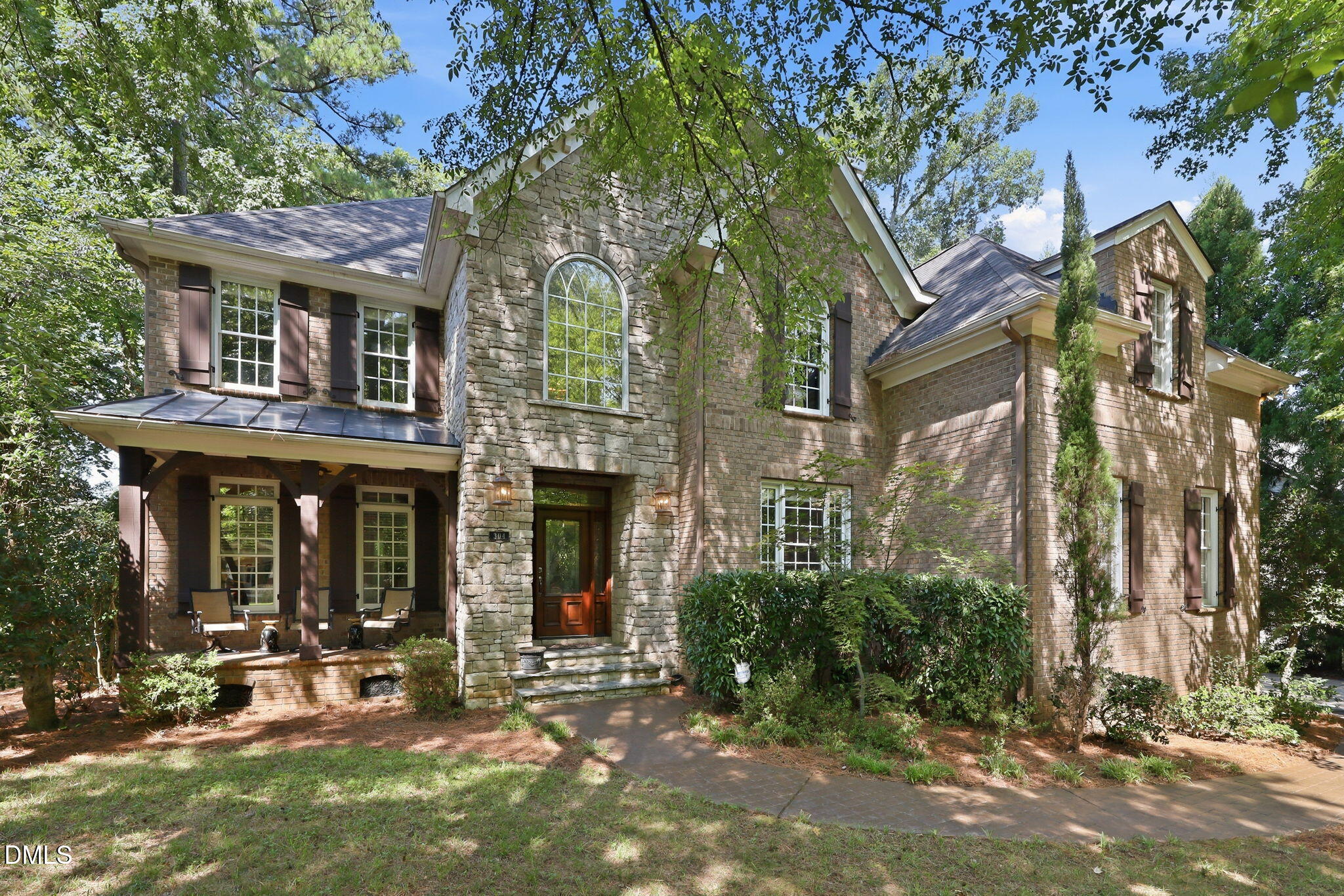 304 Flint Point Lane