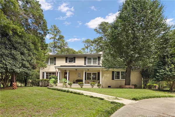 2712 SKYE DR, FAYETTEVILLE, NC 28303 - Image 60422669ecc61c7802e161f53c88f5fa/4015983864