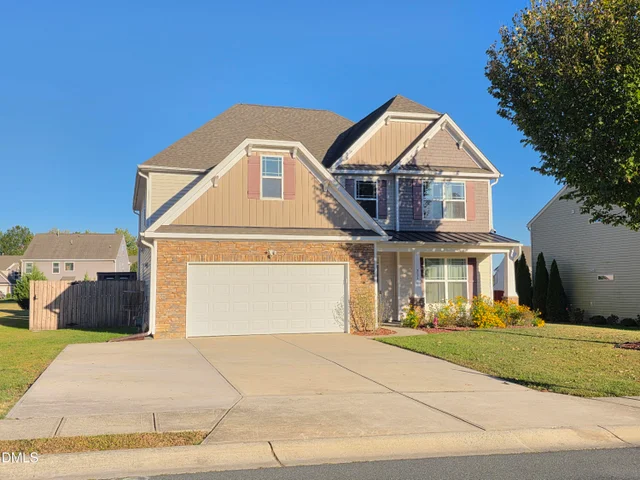 211 Cape Fear Drive, photo 2 of 57
