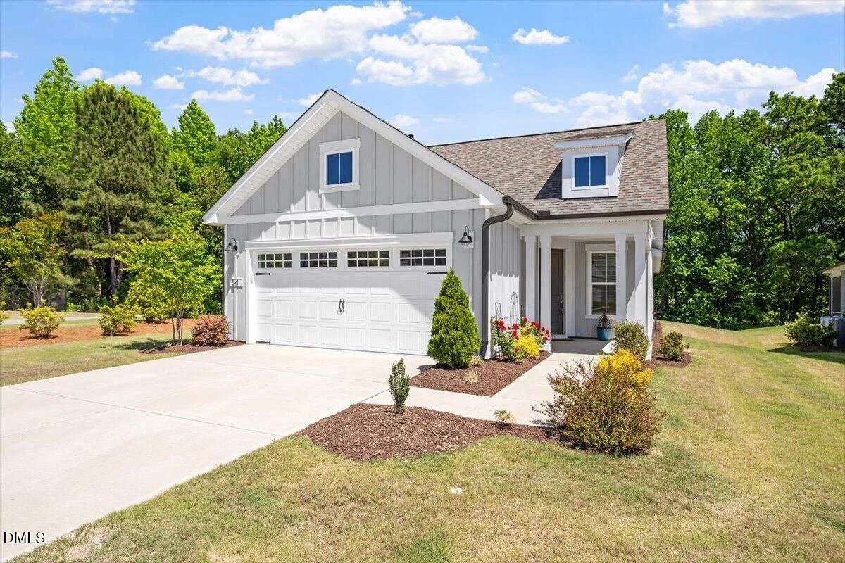 54 N Brookhollow Way