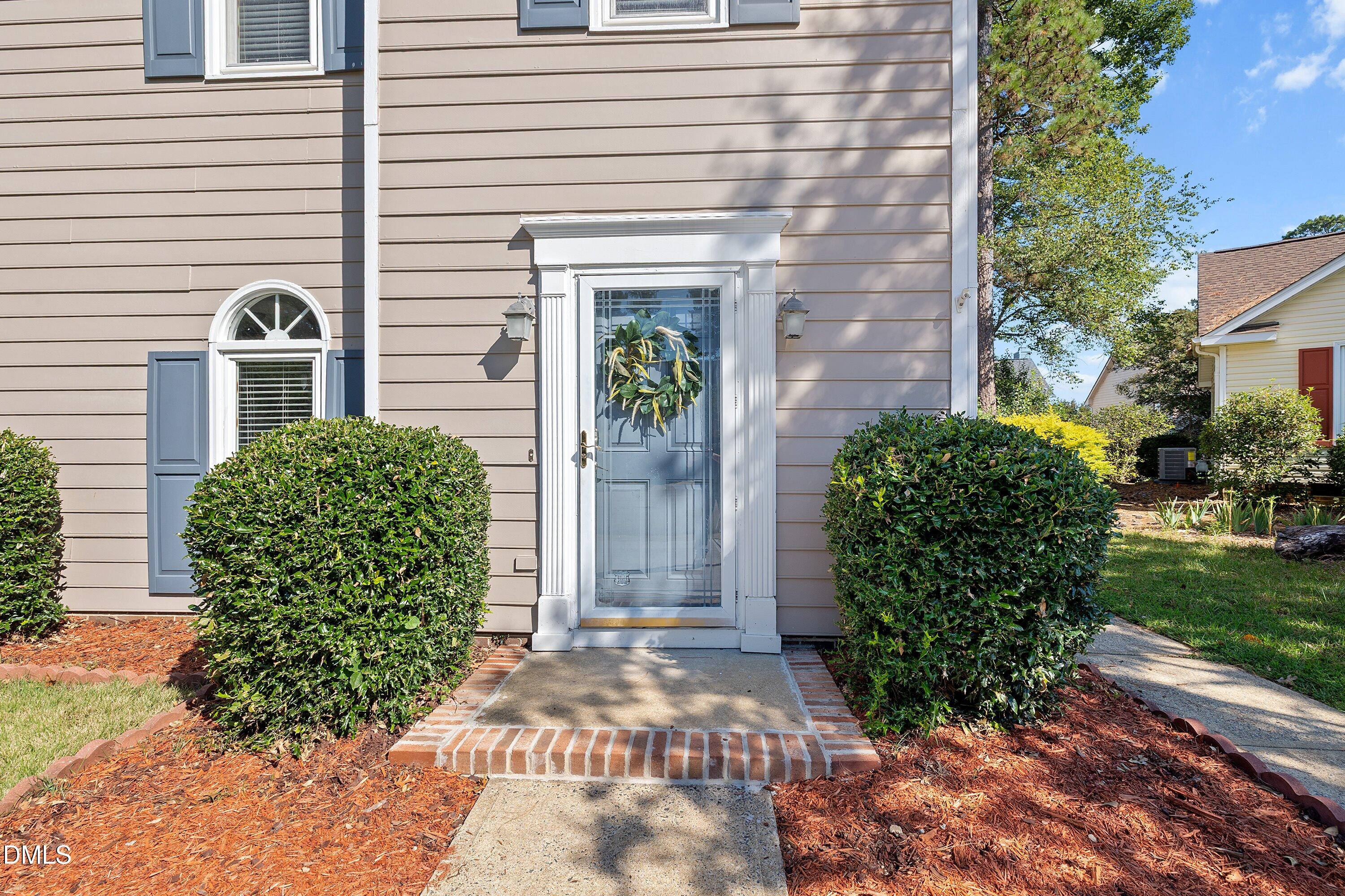 109 Romaine Court