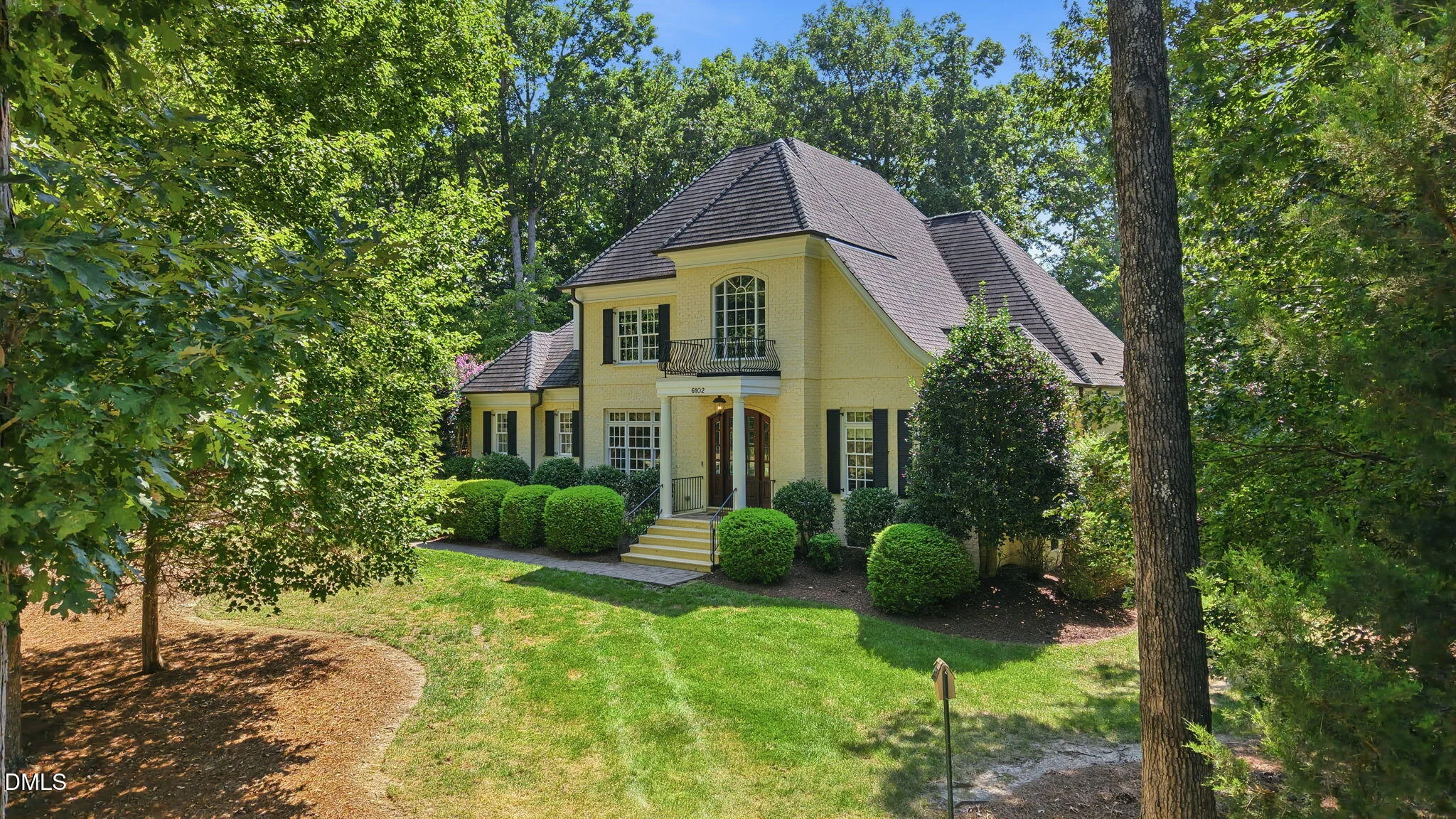 6102 Treyburn Point Drive