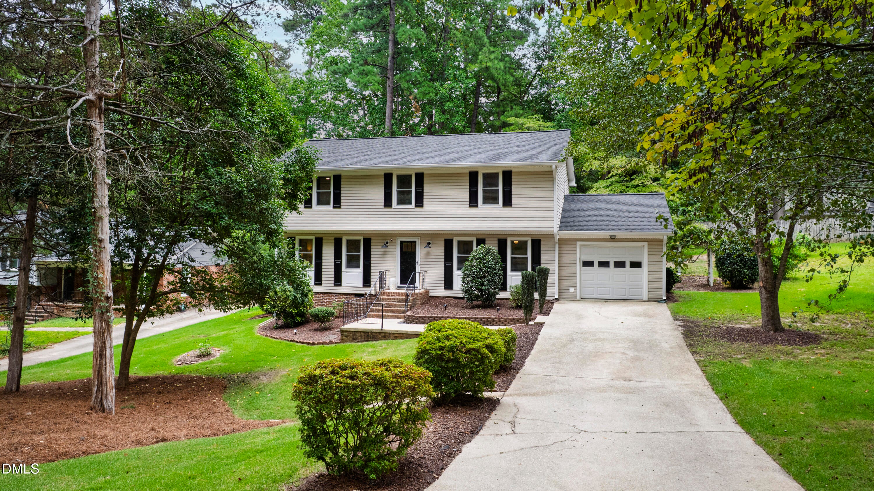 5320 Cherrycrest Court
