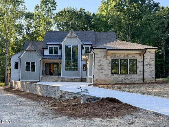5904 Leone Pride Circle
