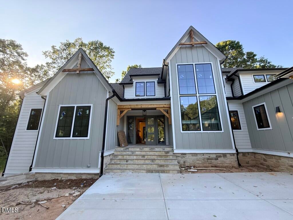 5904 Leone Pride Circle