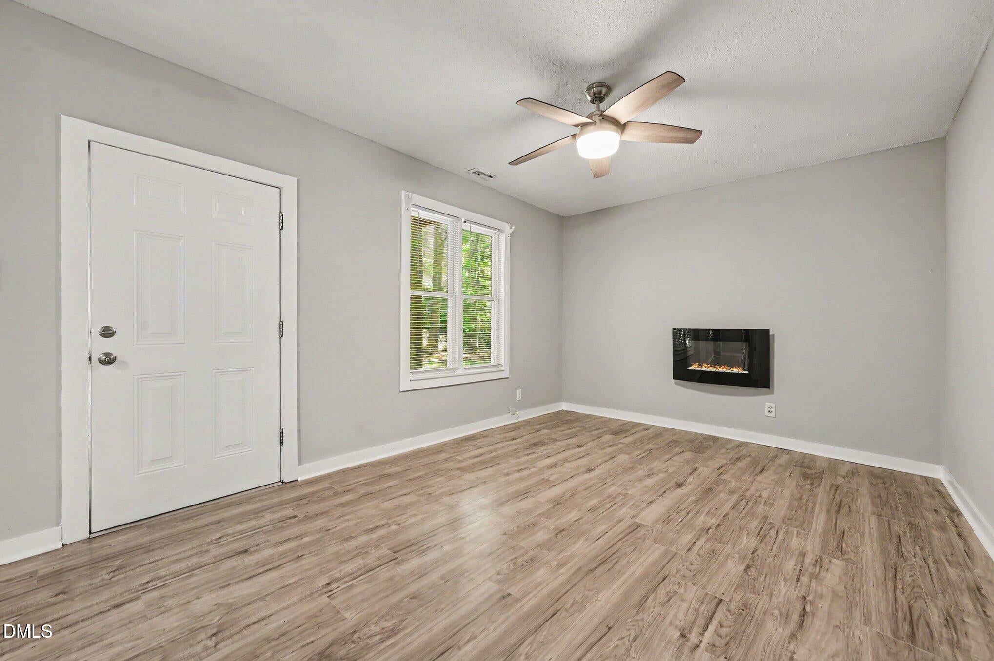 119 Carmichael Court