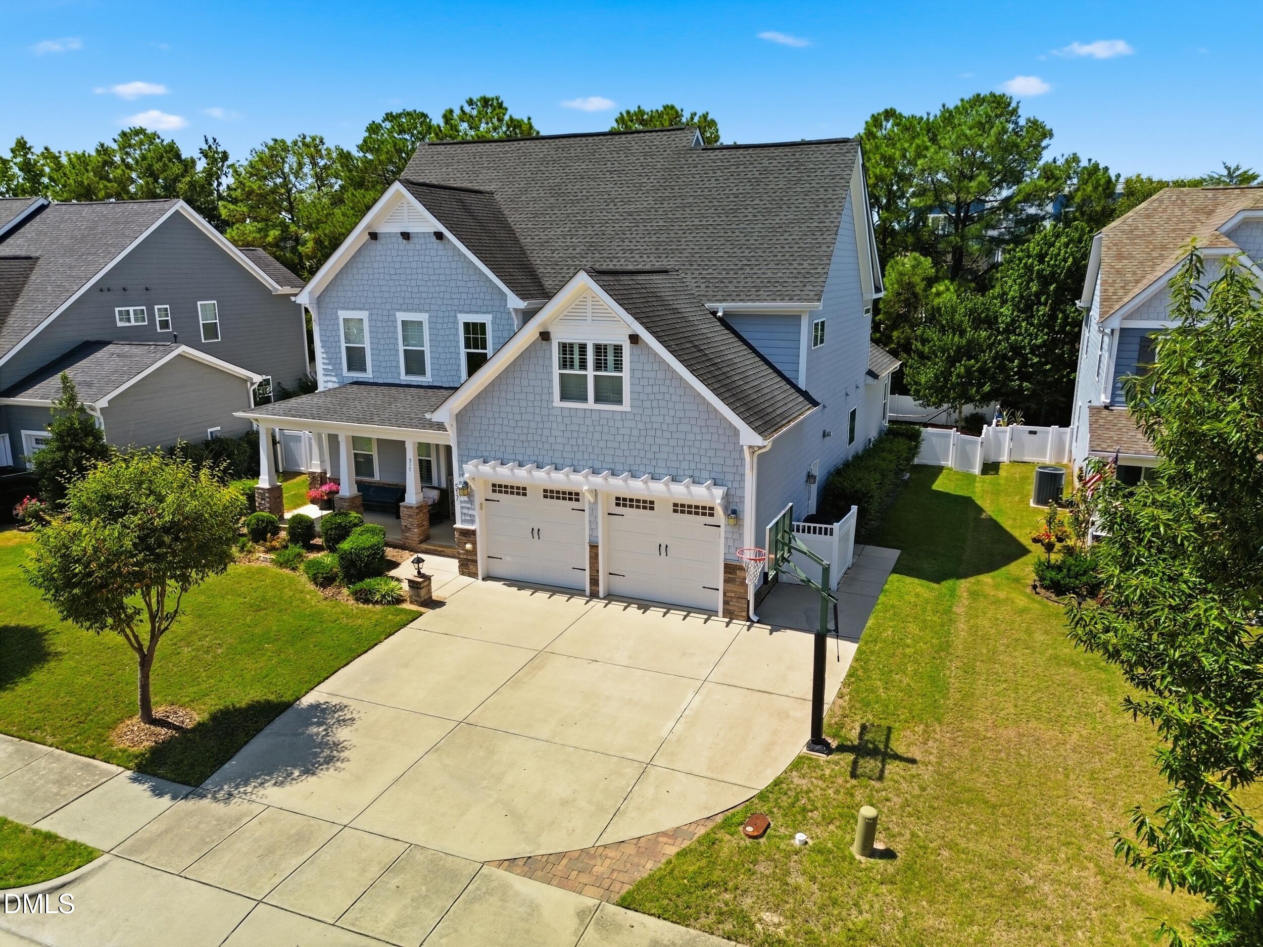 517 Silverliner Drive