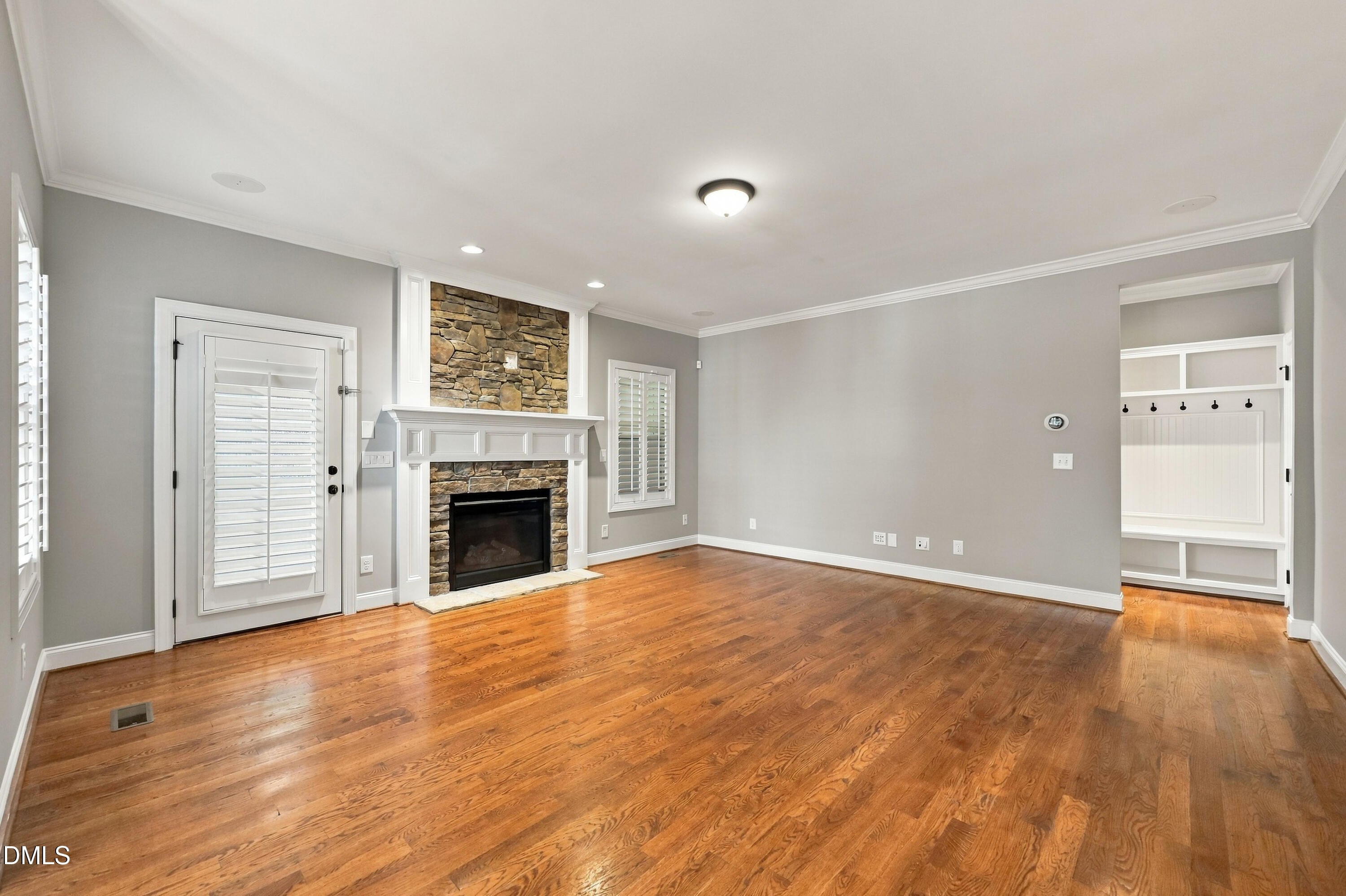1211 Kingston Ridge Road