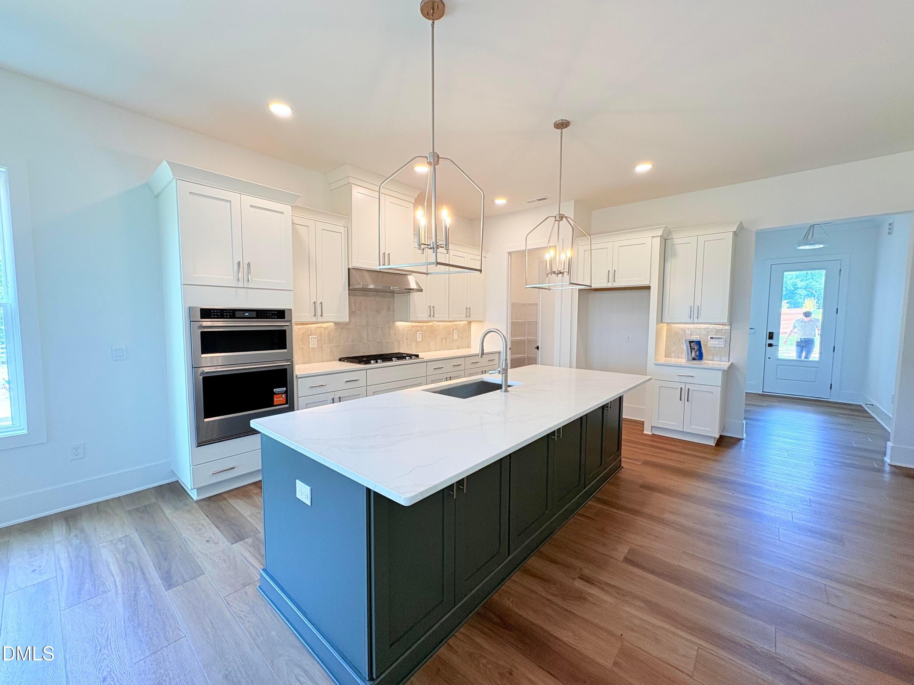 2404 Broomhall Lane 206