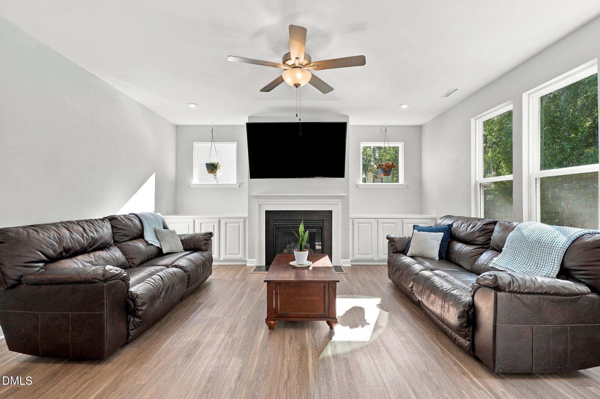 108 Highland Grv Way