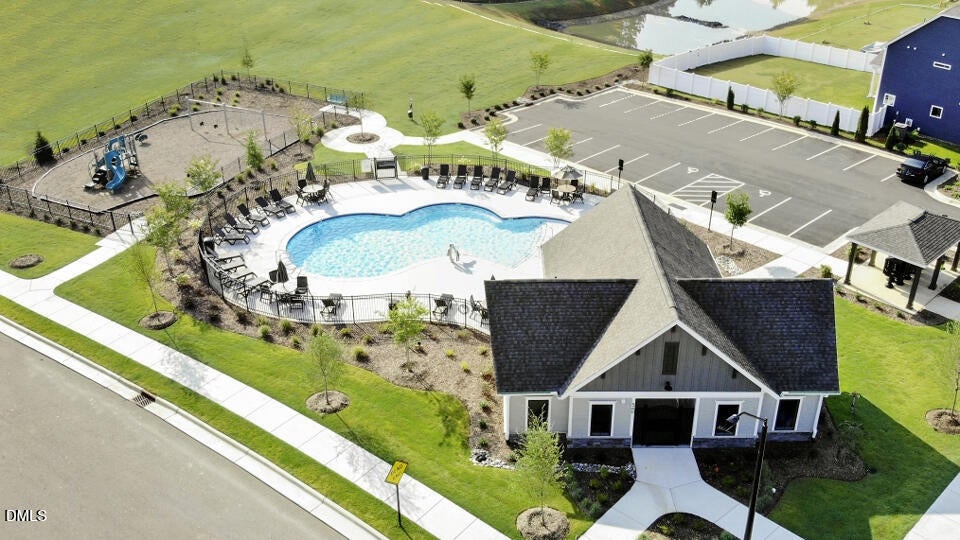 1325 Jasmine View Way