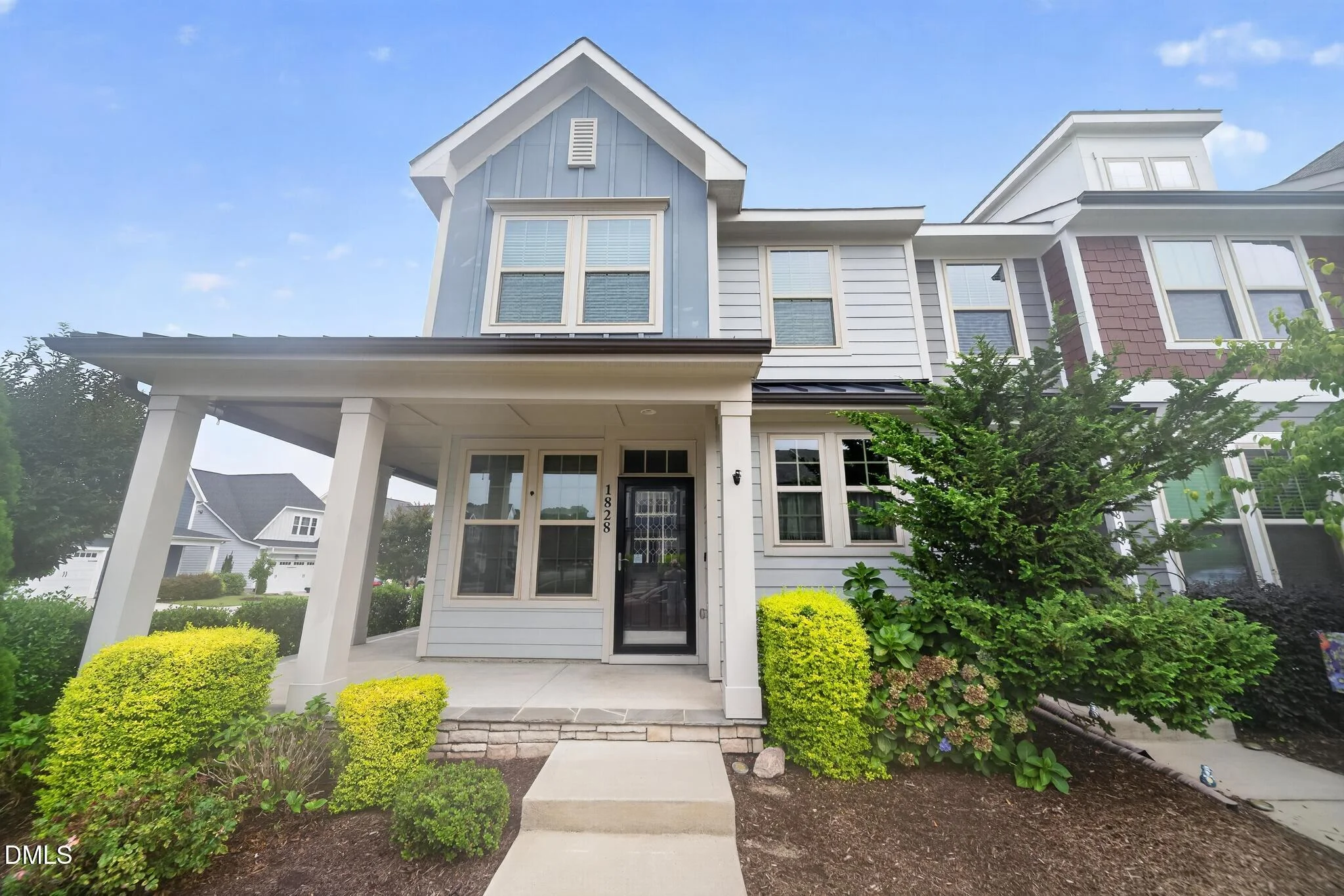 1828 Shady Oaks Drive