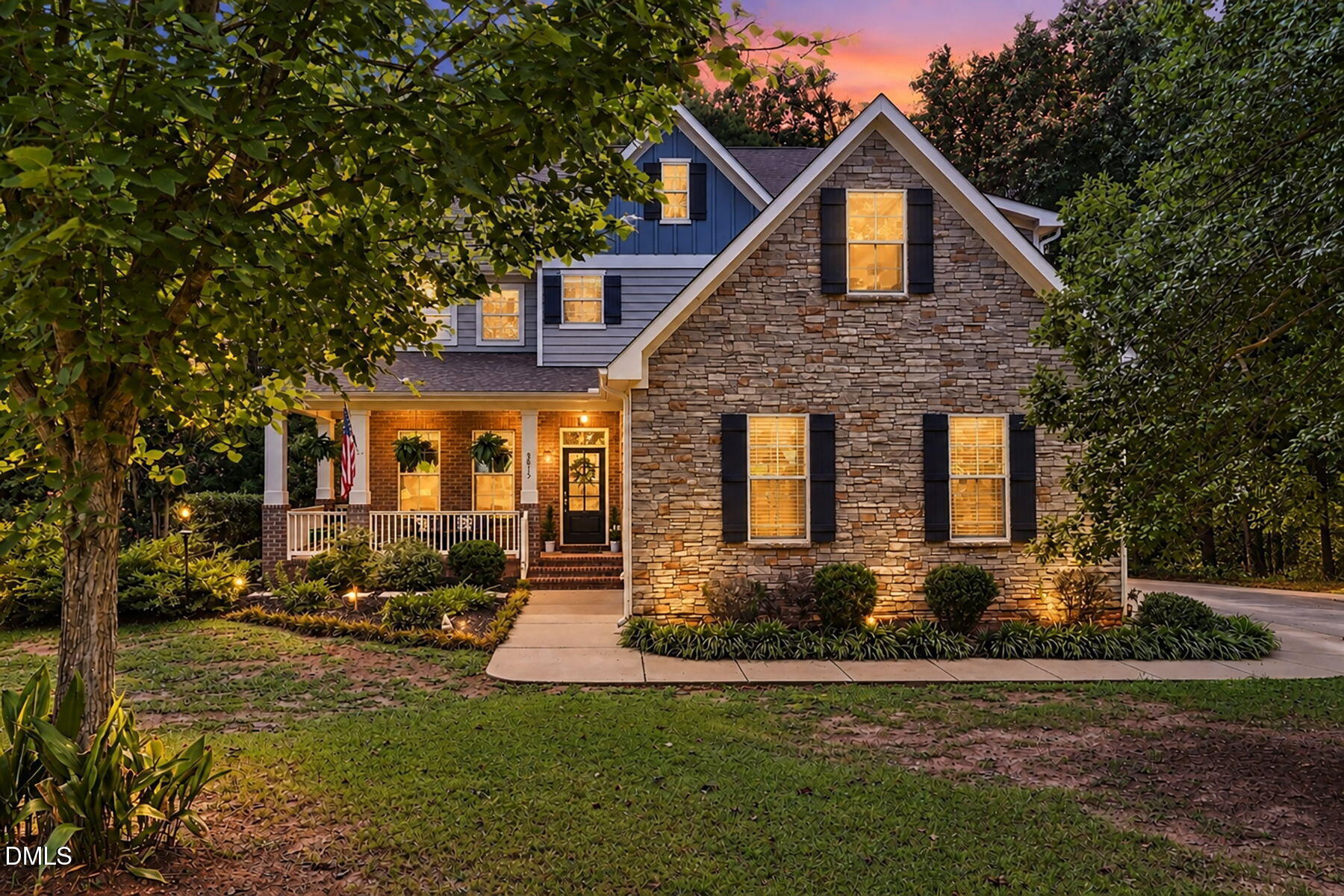 8013 Lakeshore Drive