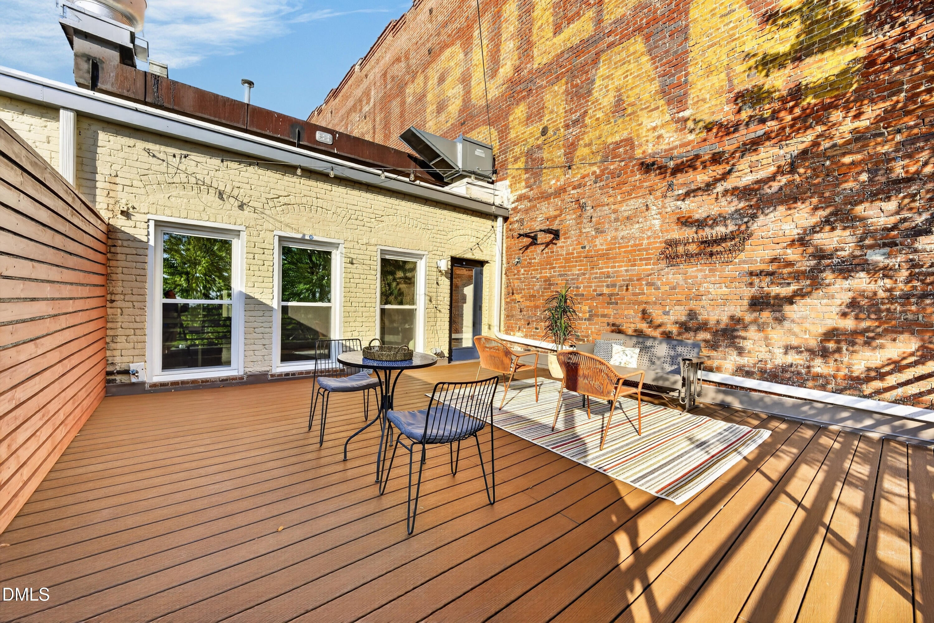 323 W Main Street C