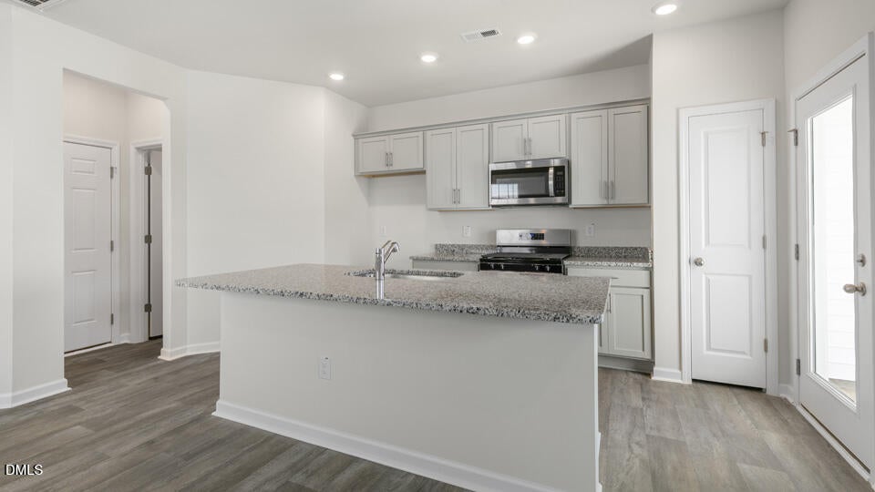 245 Otter Lodge Street