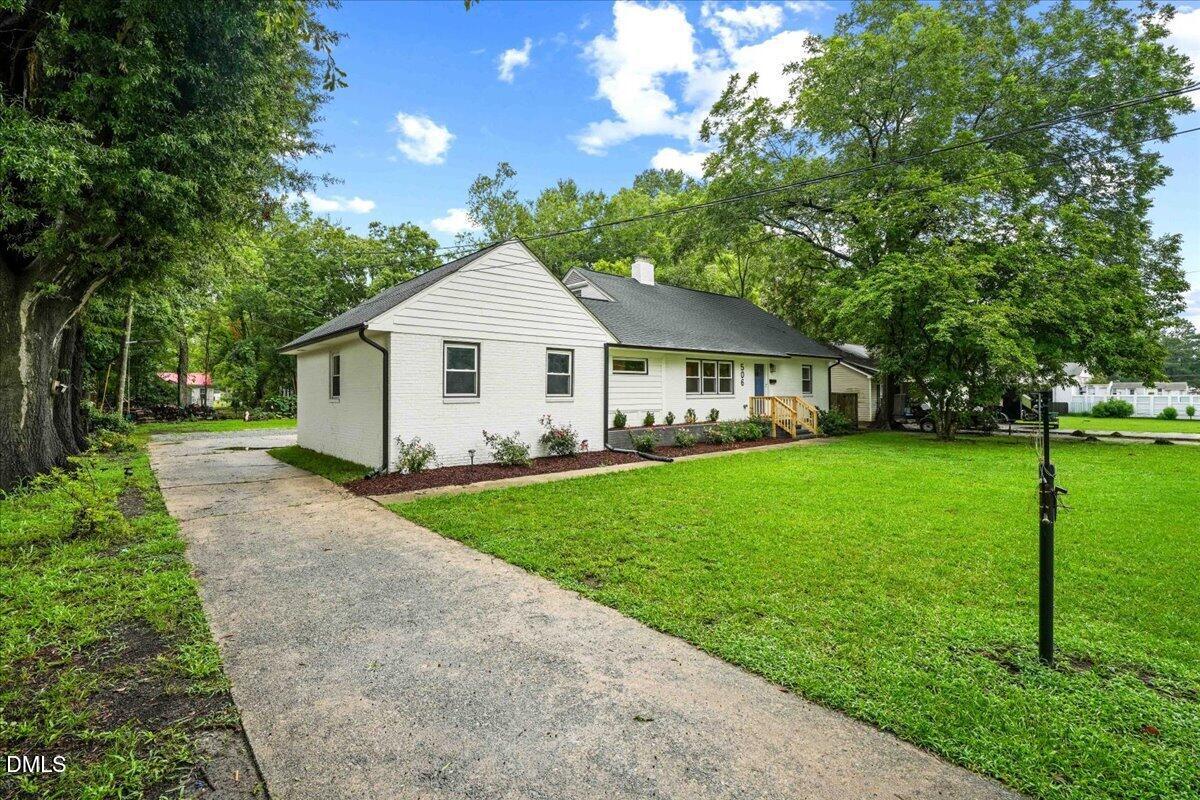 506 W Noble Street
