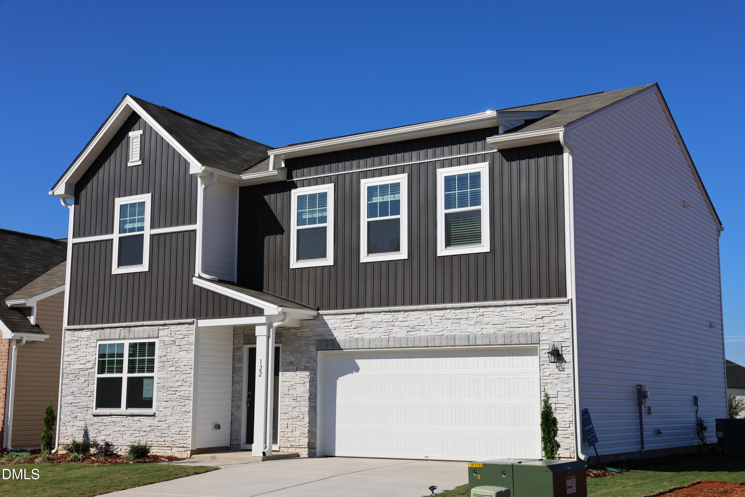 122 S Waterstone Lane