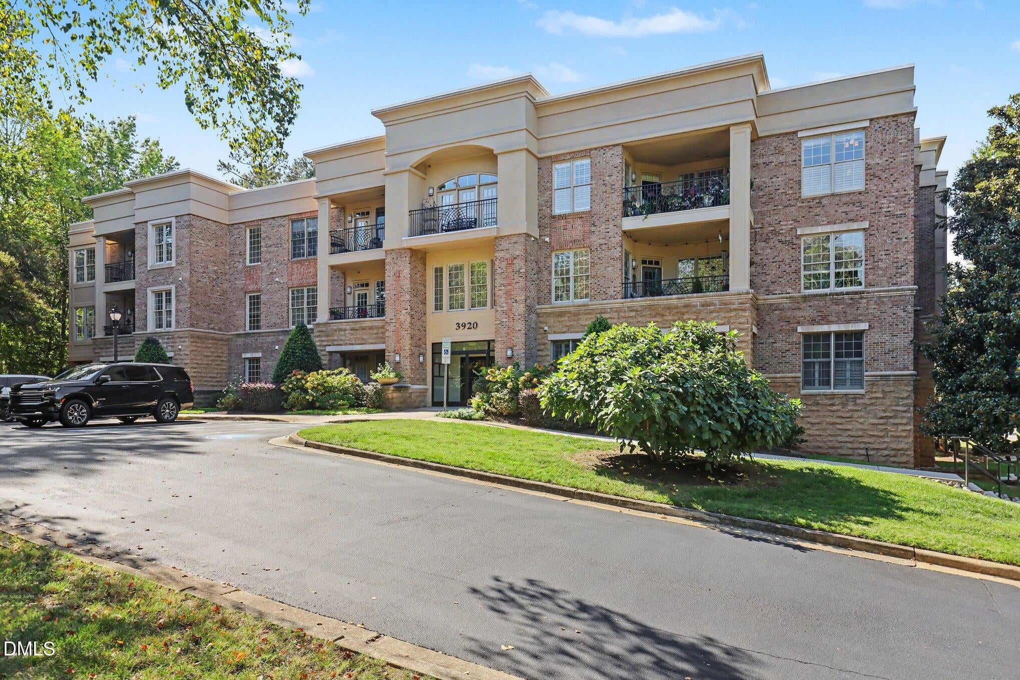 3920 Essex Garden Lane 204