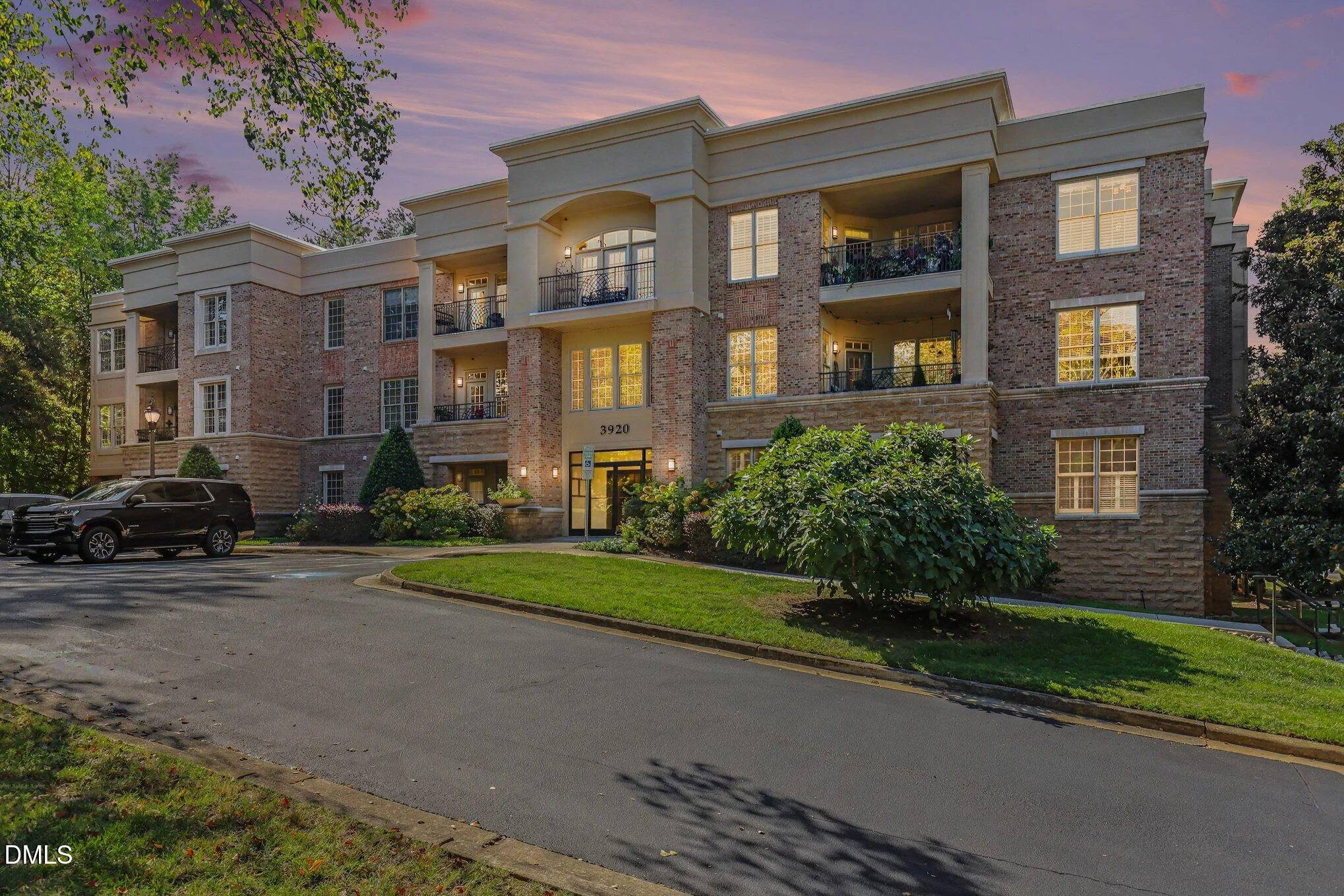 3920 Essex Garden Lane Unit 204