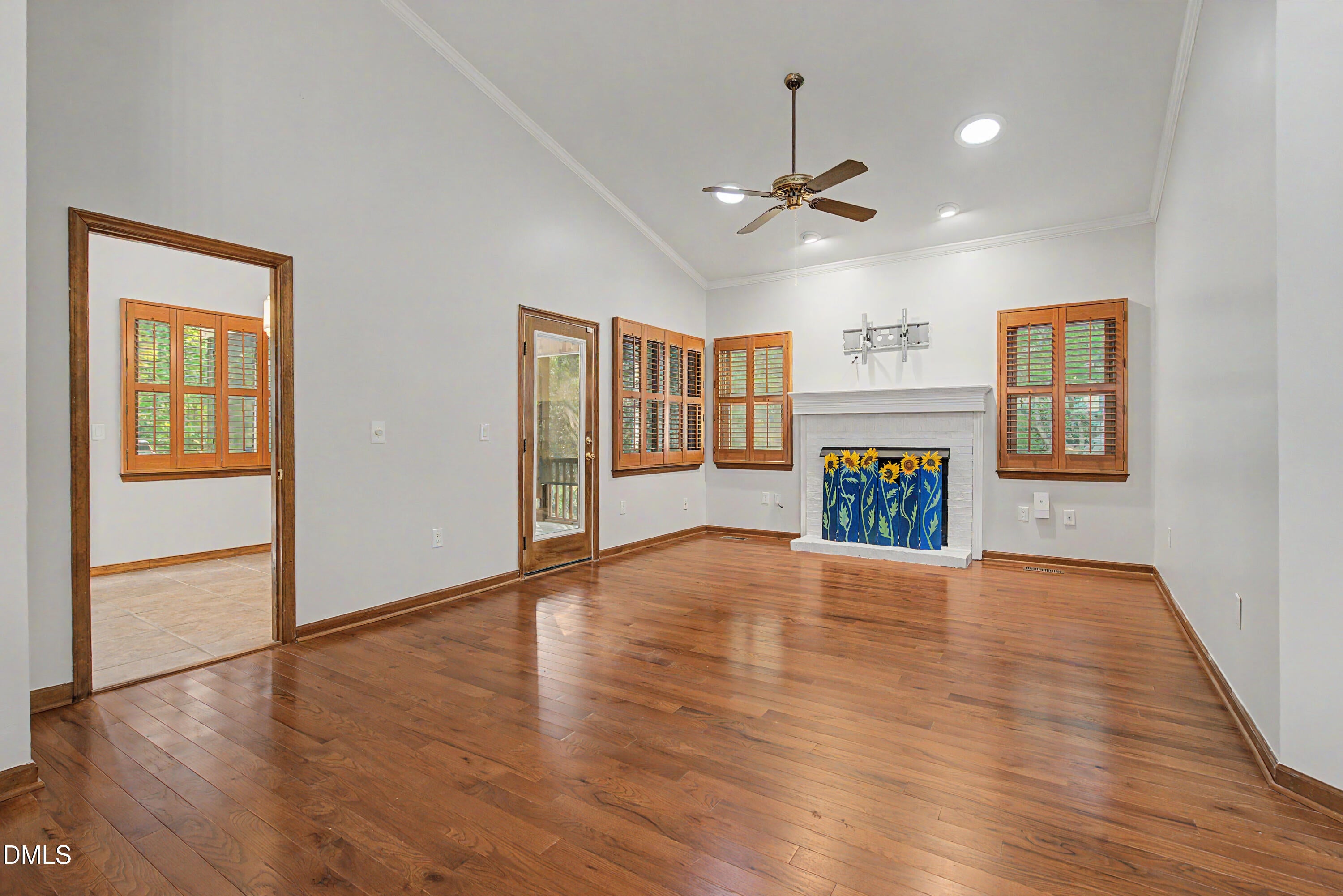 113 Tiercel Court
