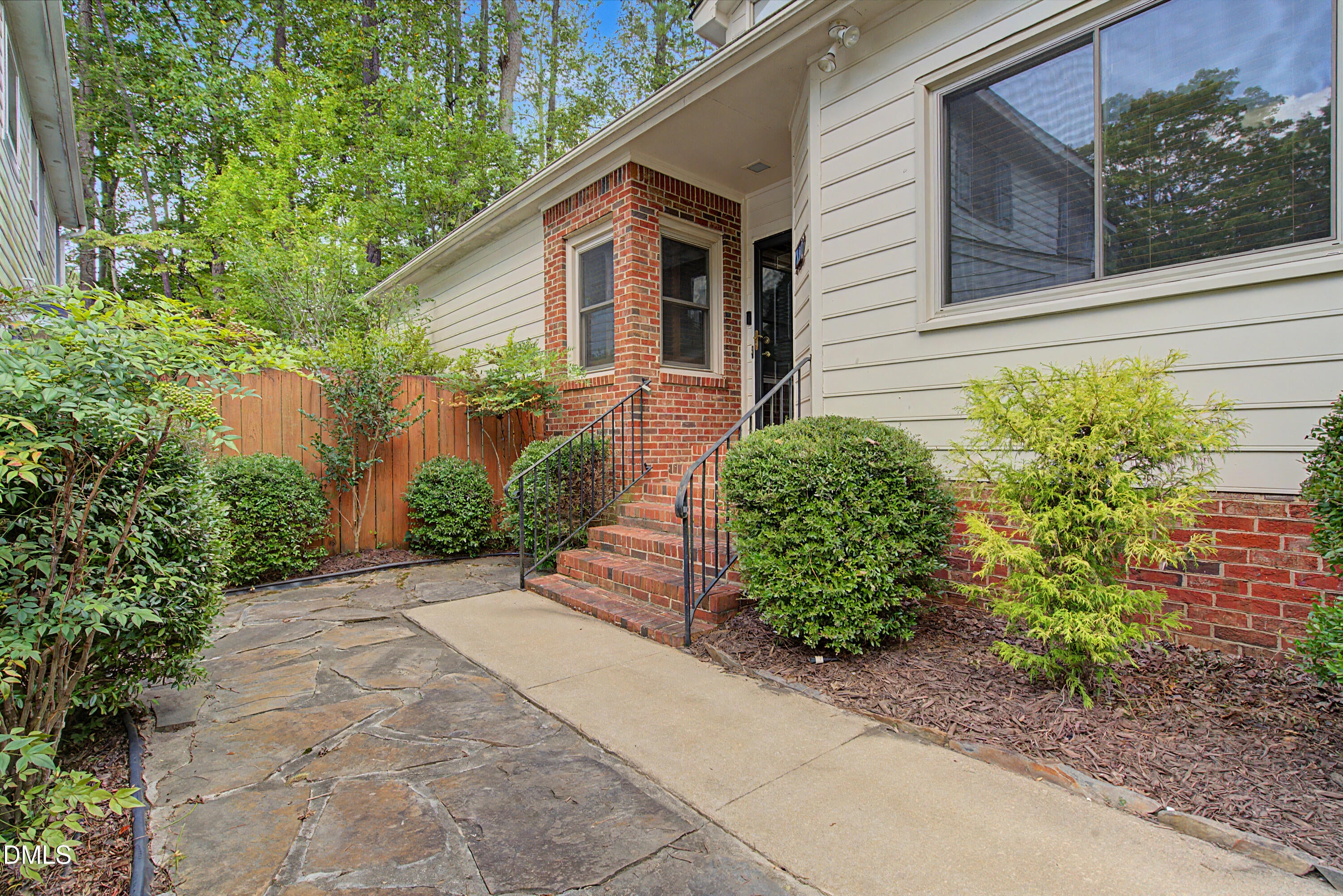 113 Tiercel Court